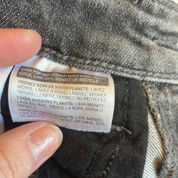 Levi’s 721 High Rise Skinny Jeans - Grey/Black with Rips - Picture 8 of 12